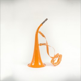 Corne Fluo 40cm avec lanière