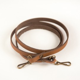 Sautoir en cuir gras pour cornes de chasse